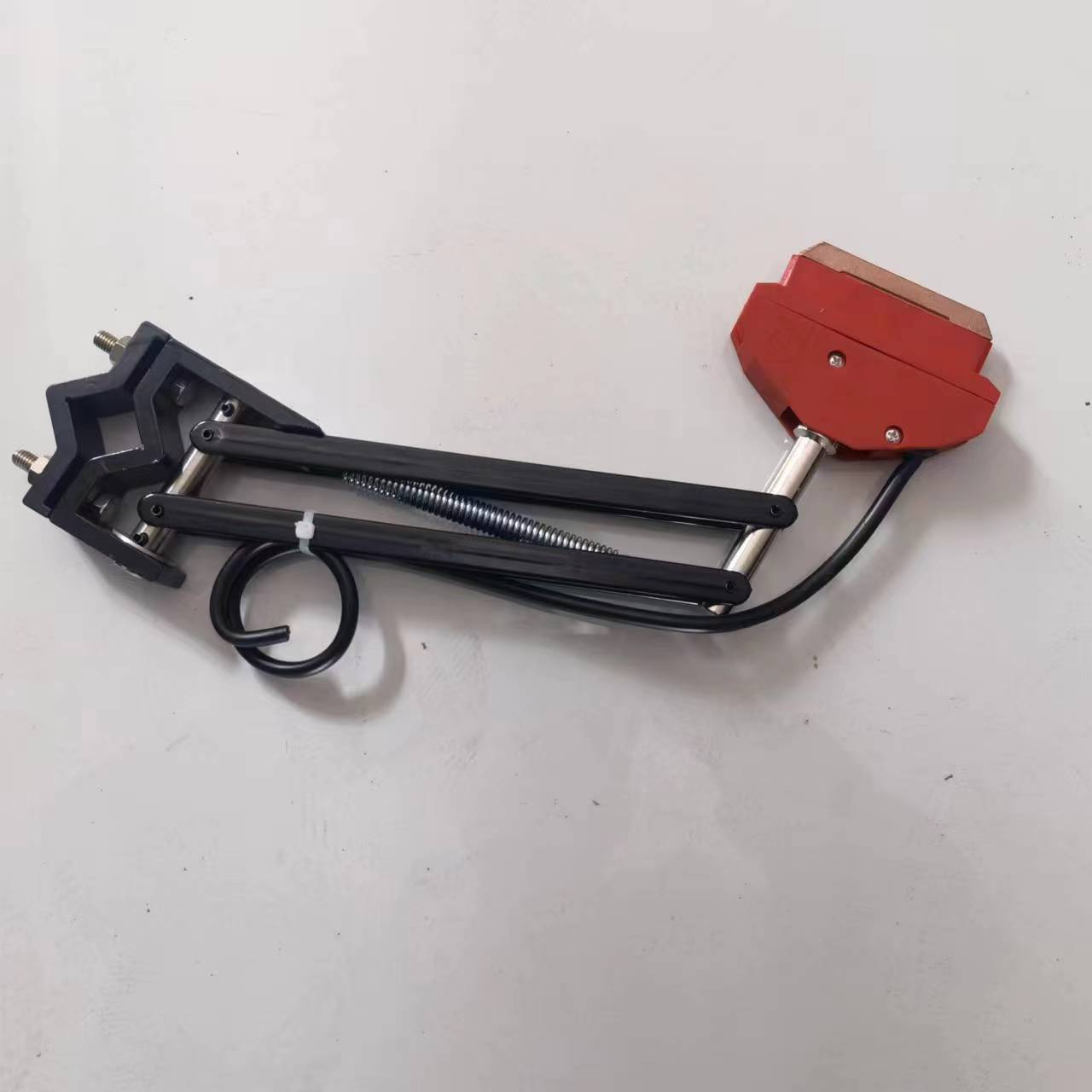 100A万向集电器